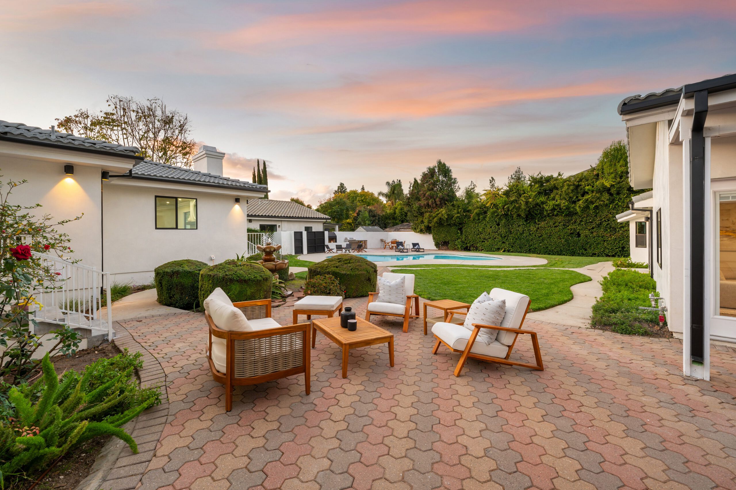 Outdoor Kitchen & Fire Pit - Clinton Township, MI
