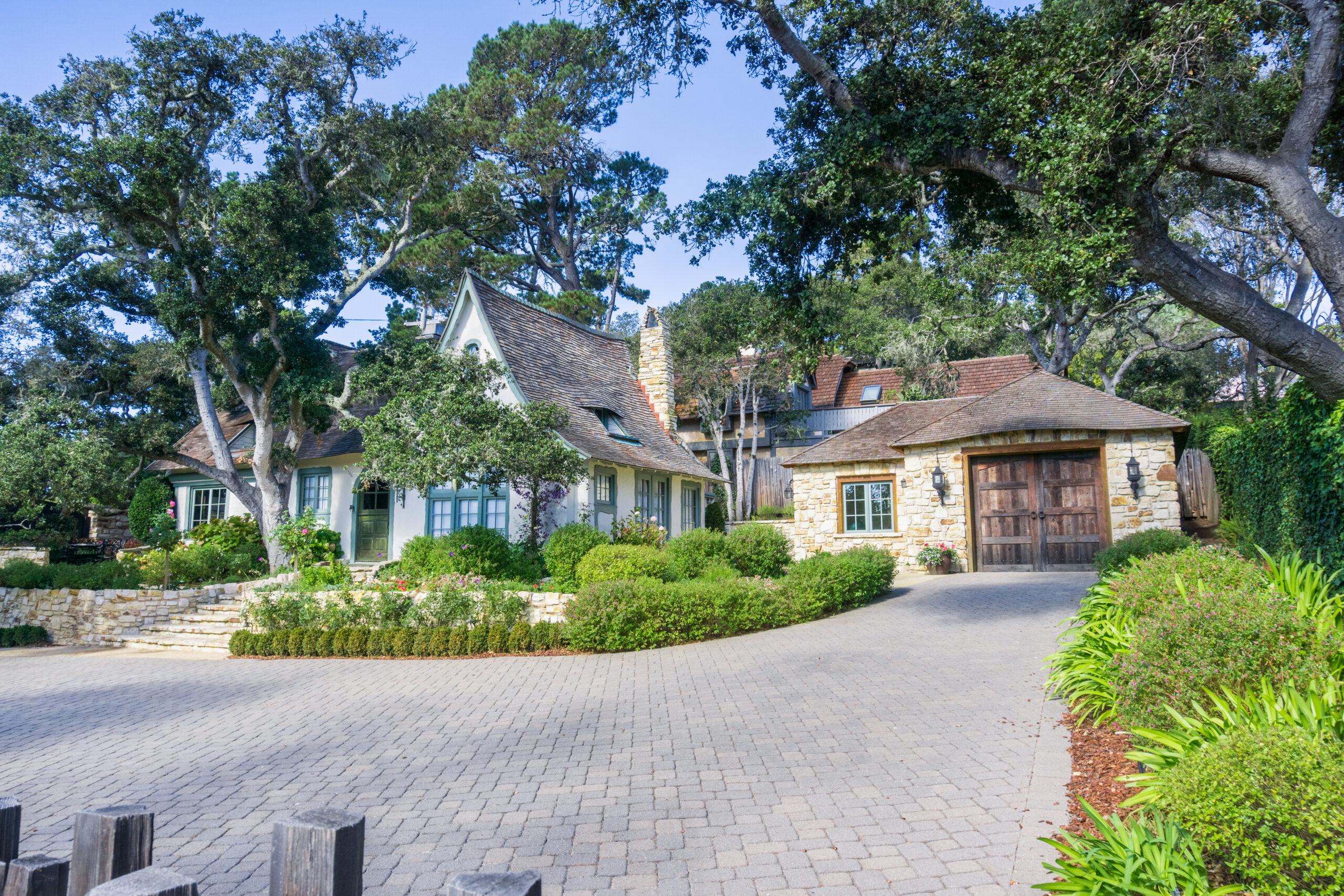 Complete Frontyard - Shelby Township, MI